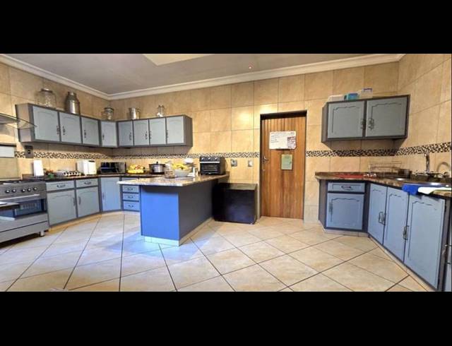 3 BEDROOM HOUSE FOR SALE IN BRACKENHURST